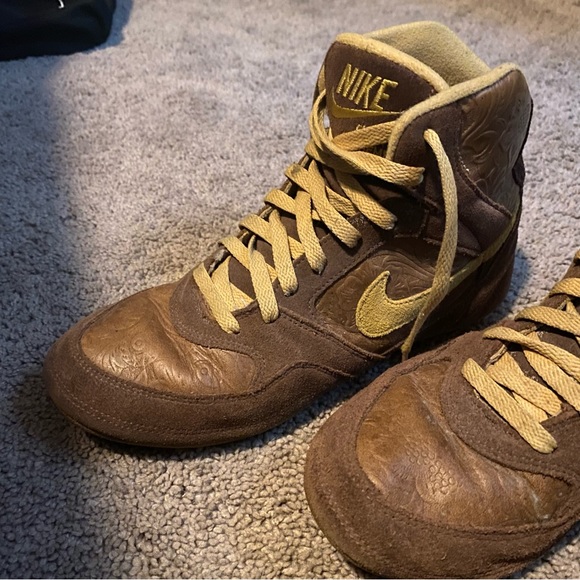 Nike Greco Supreme Wrestling Sneakers Brown Yellow Womens Size 9 - Picture 7 of 8